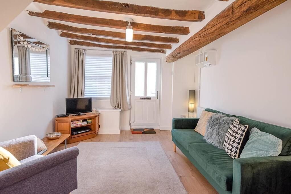 Button Cottage, Wickham Market ภายนอก รูปภาพ