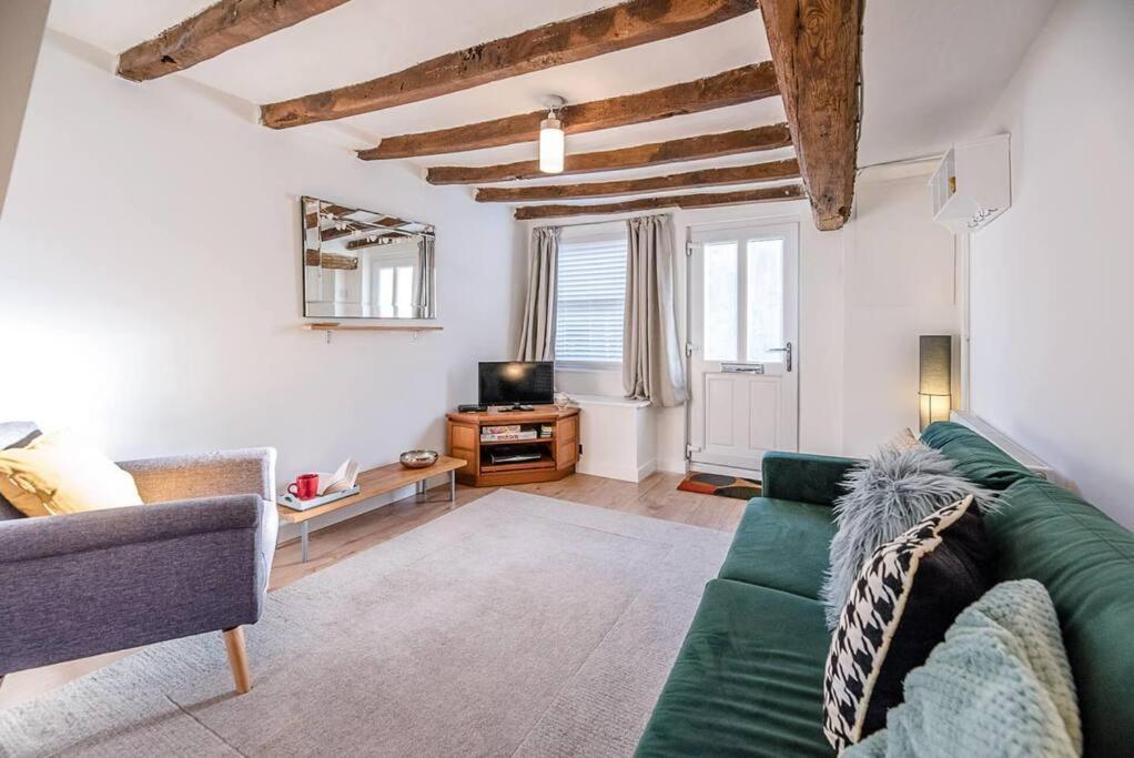 Button Cottage, Wickham Market ภายนอก รูปภาพ