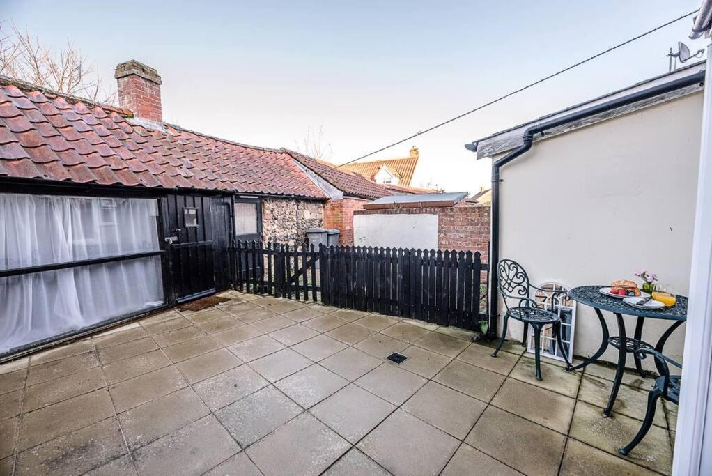 Button Cottage, Wickham Market ภายนอก รูปภาพ