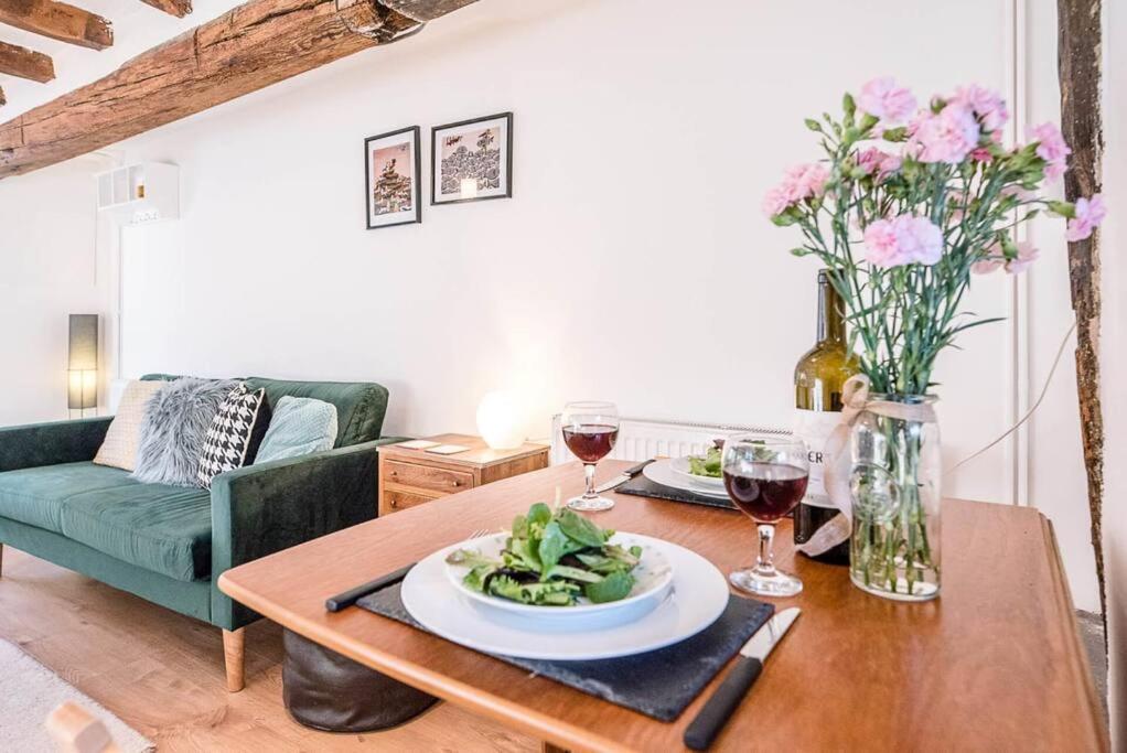 Button Cottage, Wickham Market ภายนอก รูปภาพ