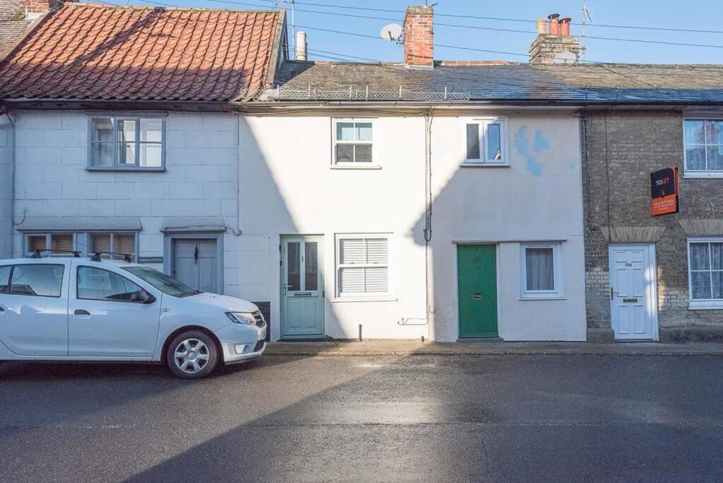 Button Cottage, Wickham Market ภายนอก รูปภาพ